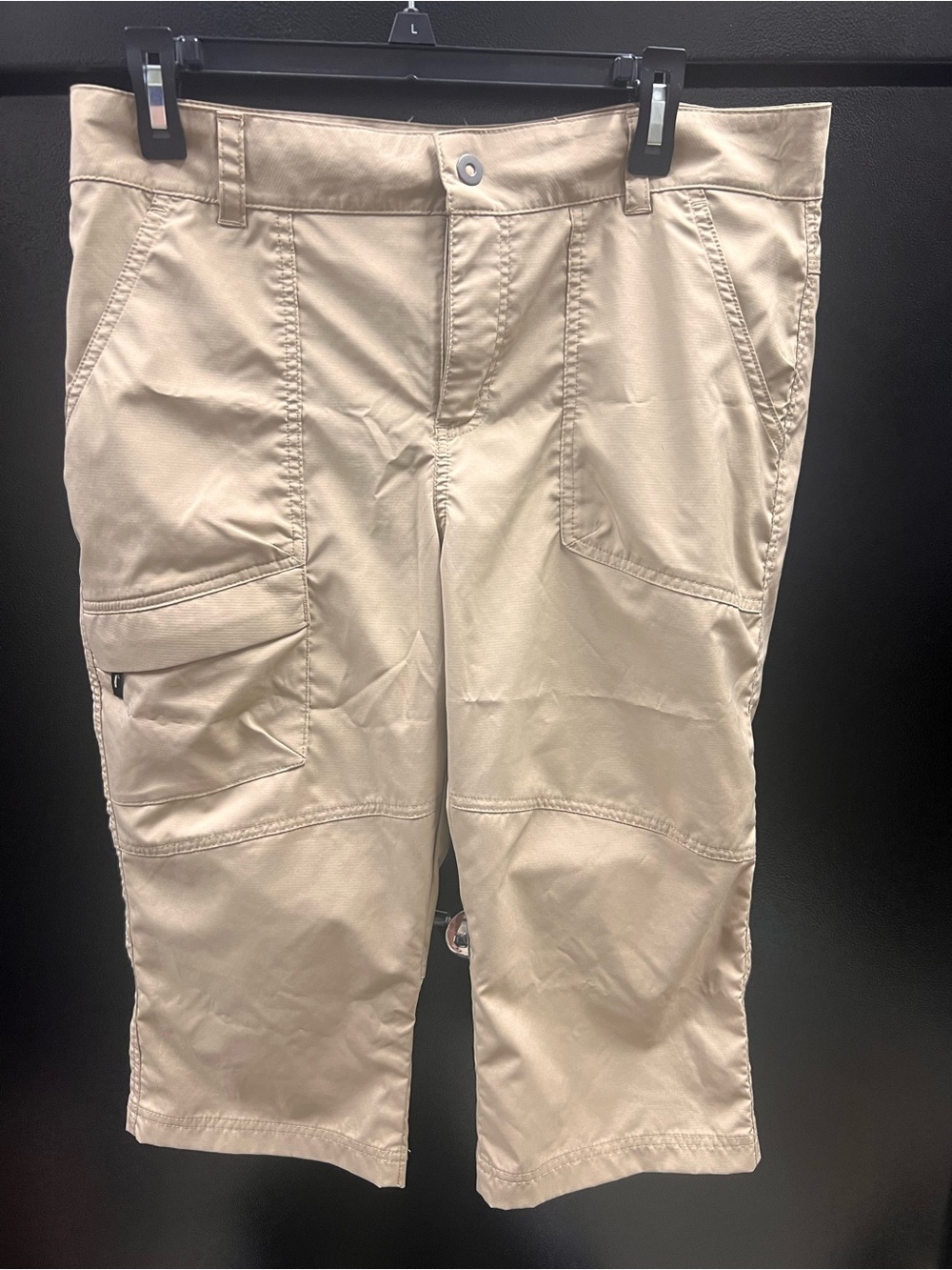 Columbia  Tan Cargo Capris sz12